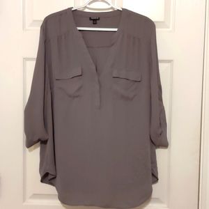 Torrid Harper blouse Georgette fabric Gray sz 1 / 1x